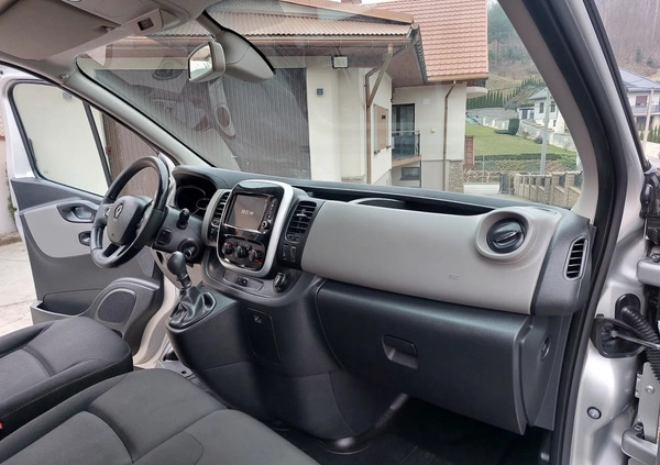 Renault Trafic cena 66900 przebieg: 262000, rok produkcji 2016 z Wolbrom małe 529